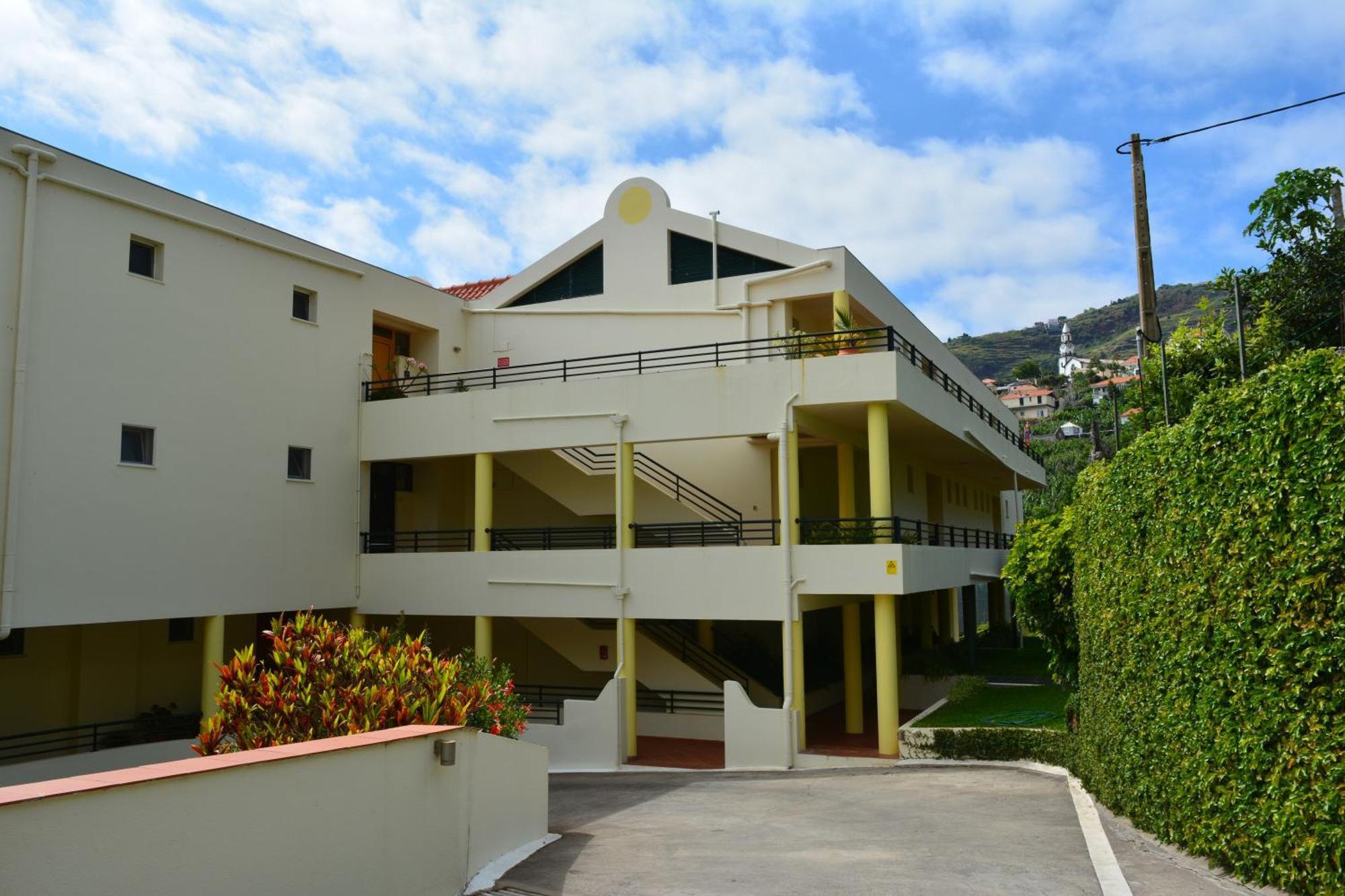 Appartement Jardim Do Arco "Esmee" à Arco da Calheta  Extérieur photo