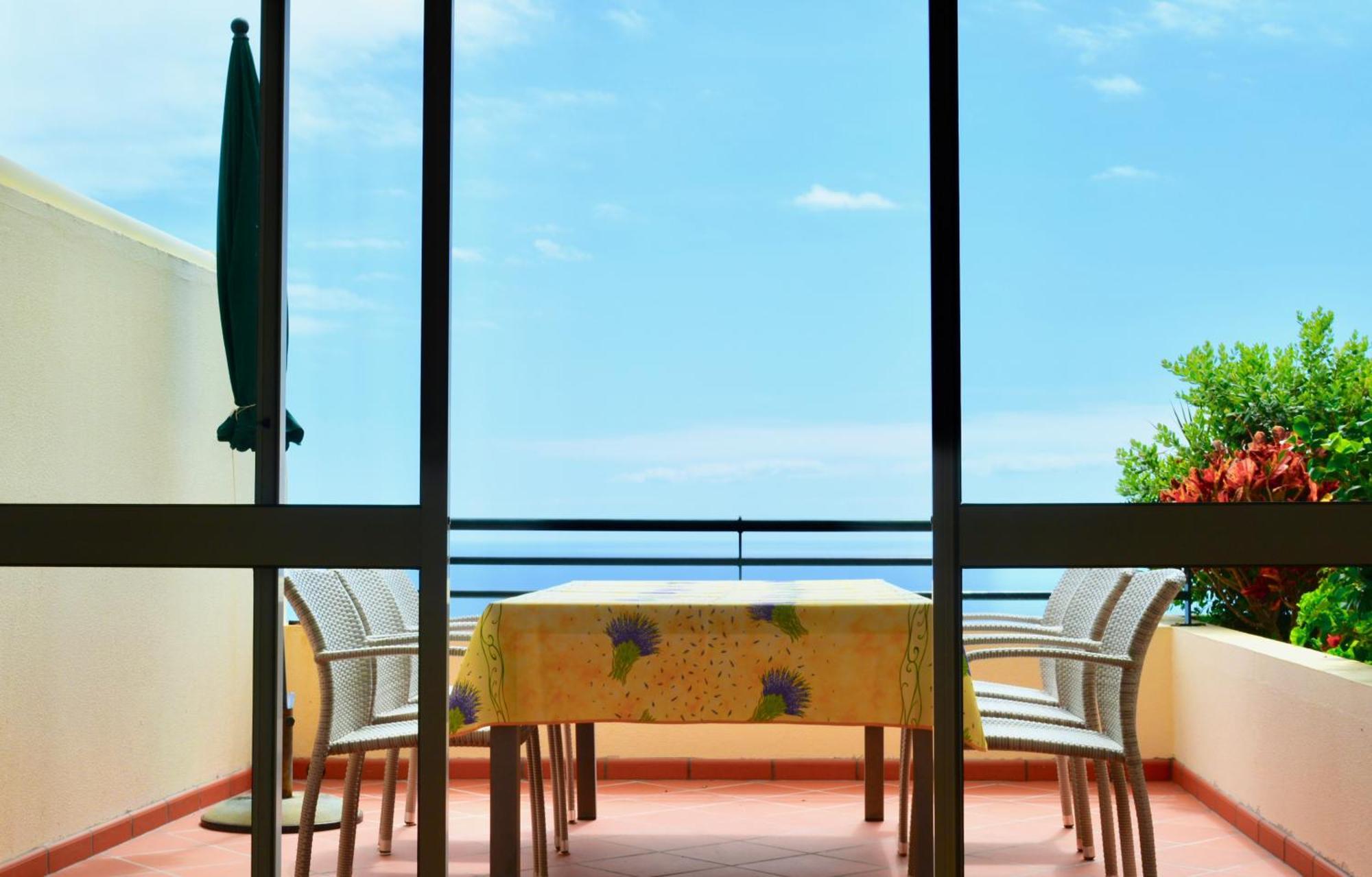 Appartement Jardim Do Arco "Esmee" à Arco da Calheta  Extérieur photo